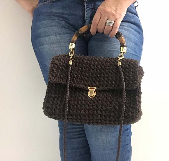 crochet purse pattern by Adriana Melo