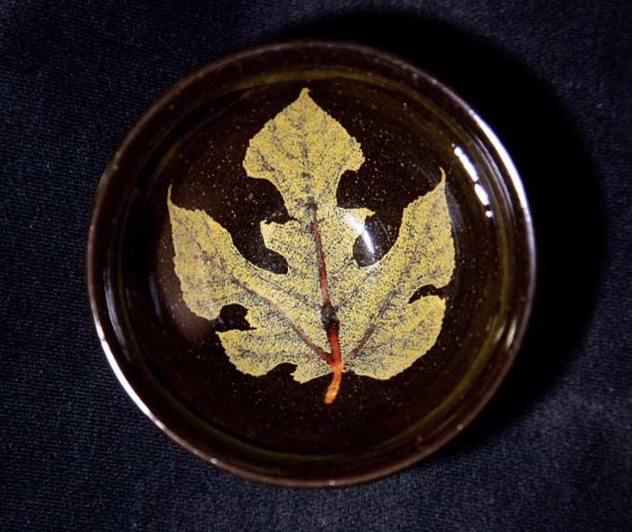 Yuying Huang Ceramics - Leaf Collection