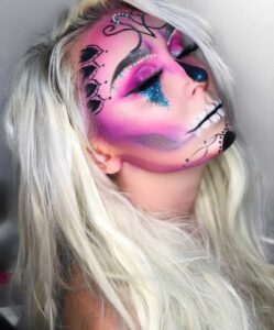 Self Taught makeup artist Becki Mua My road to beauty - Trendy Art Ideas