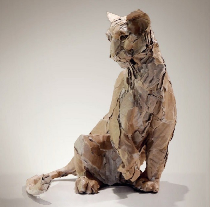 Wildlife sculpture by Olivier Bertrand