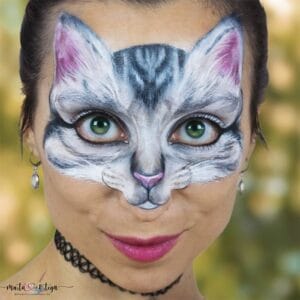 Marta Ortega Spanish makeup artist and face painter on Trendy Art Ideas