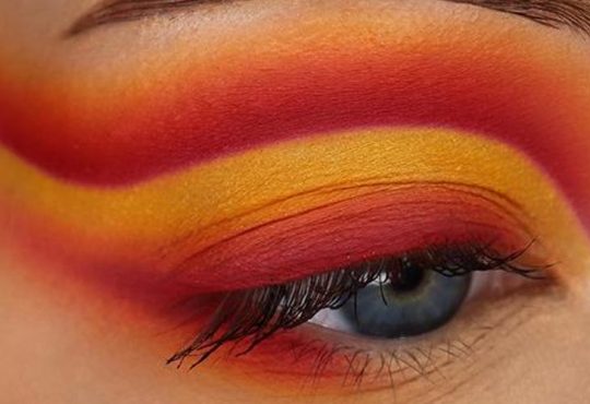 Creative eye makeup by Teodora