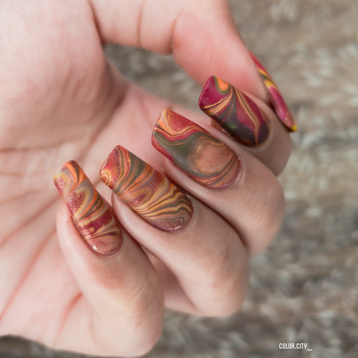 Fall Swirls Nail Art Designs by Raiza