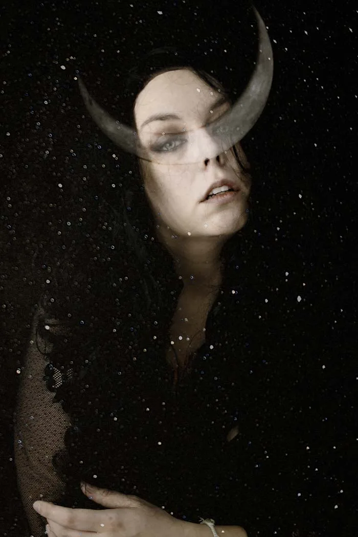 Moon eyes photography by Vanessa Skotnitsky, Conceptual photography ideas, Portrait photography, Fine art portrait photography, Face portrait photography Moon eyes photography by Vanessa Skotnitsky