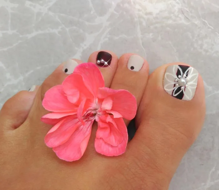 Trendy toe nail art designs by Mila