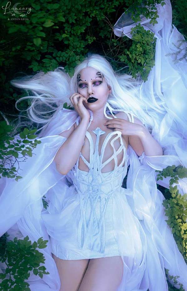Stunning Fantasy Photography Model Sophia