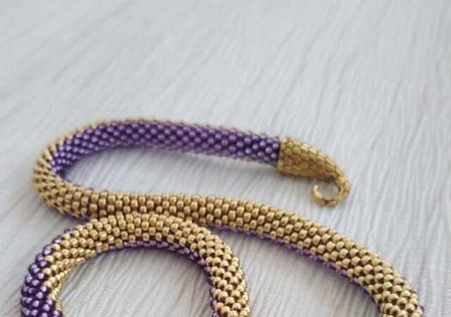 Snake beadwork necklace by FoxyStyleJewelry