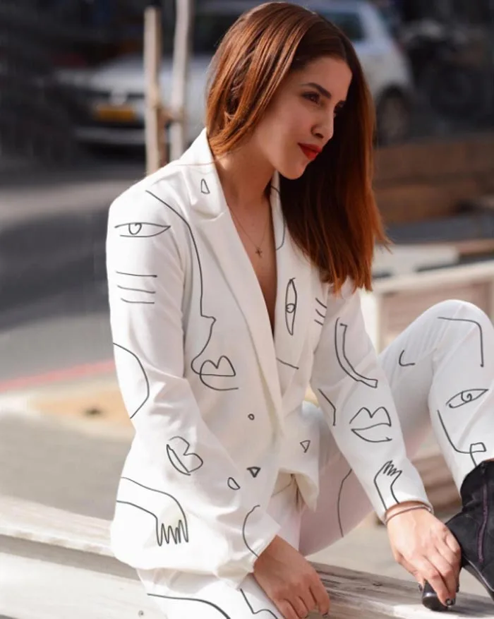 Modern art One-Line Dress Abstract line art faces Artist Shira Barzilay