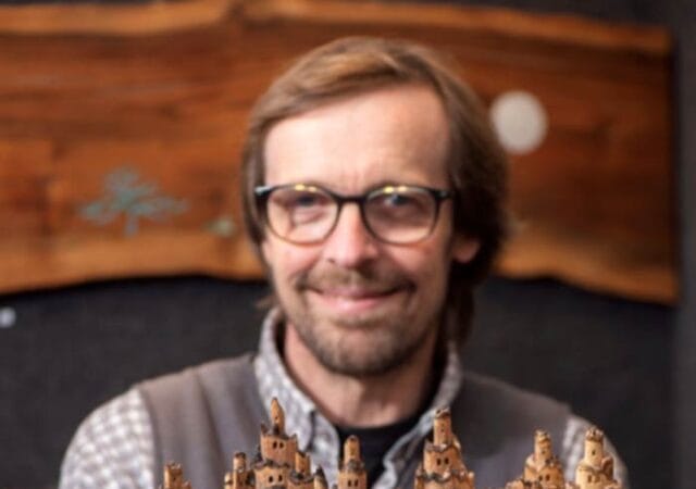 Wooden Pop Up Castles by Uli Kirchler