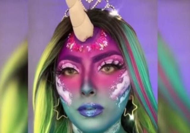 Sarai Paniagua Story while put on makeup