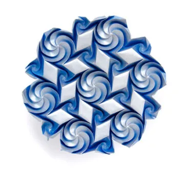 Stunning paper origami designs by Ekaterina Lukasheva