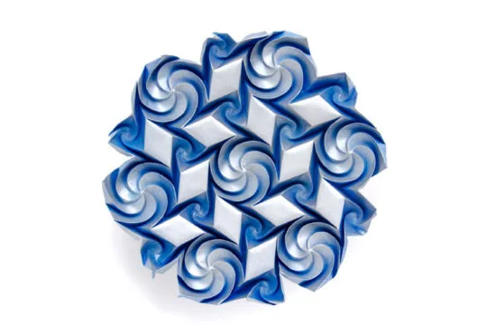 Stunning paper origami designs by Ekaterina Lukasheva