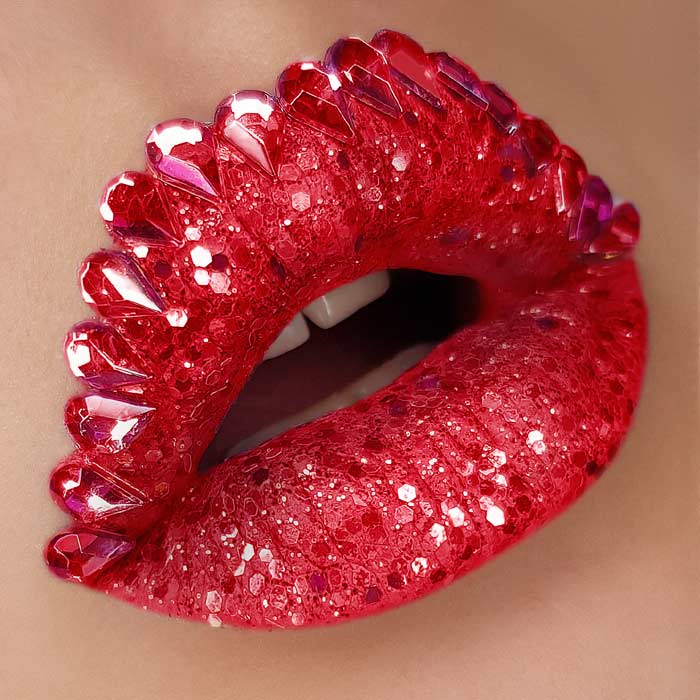 Gorgeous luxuary lip art by makeup artist Tutushka Matviienko